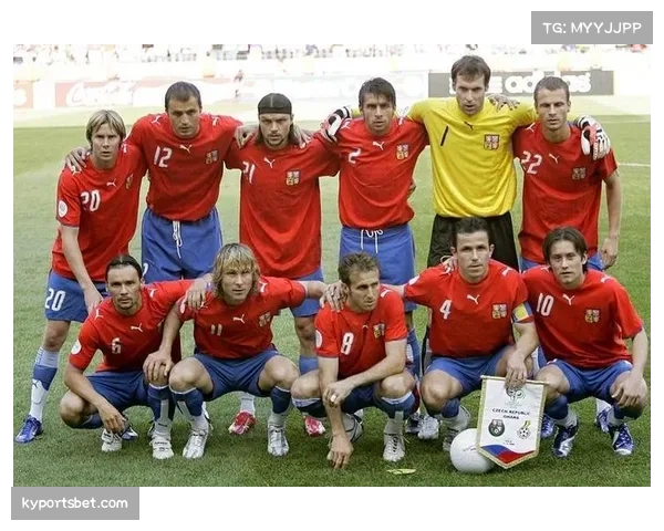 捷克中场身体对抗能力强 绍切克后插上得分能力成战术变数